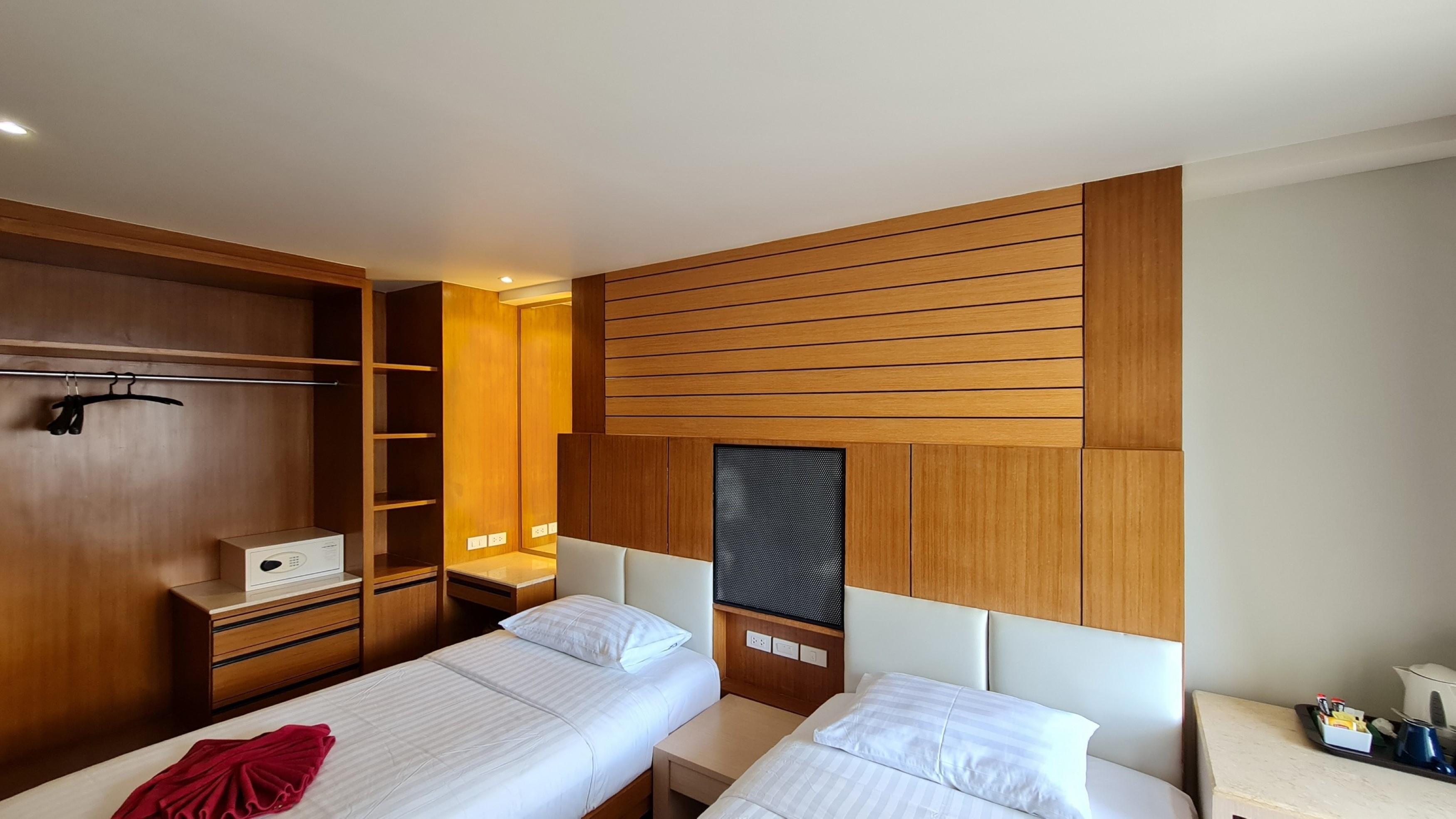 Room Actually Karon Exterior photo