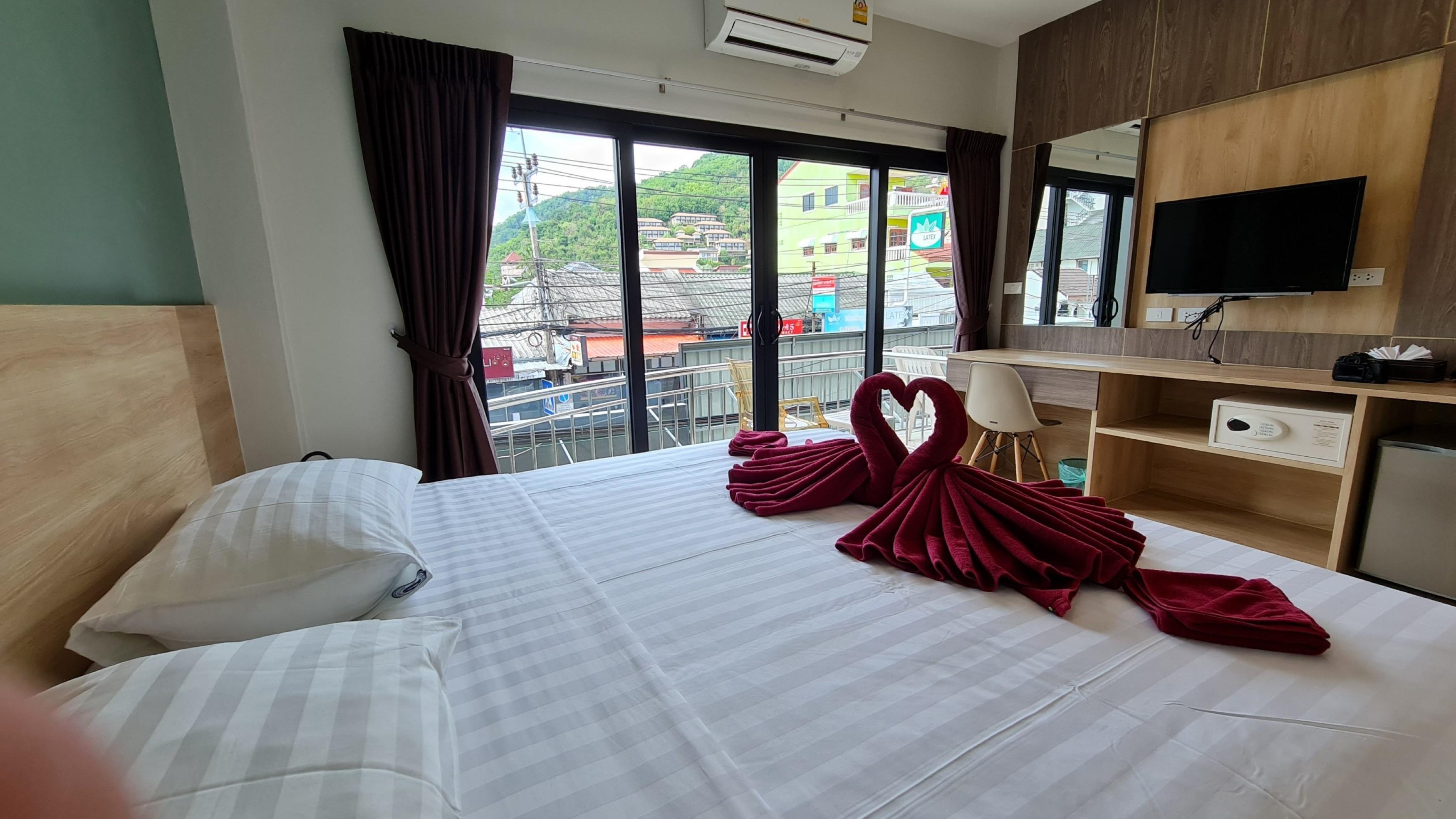Room Actually Karon Exterior photo